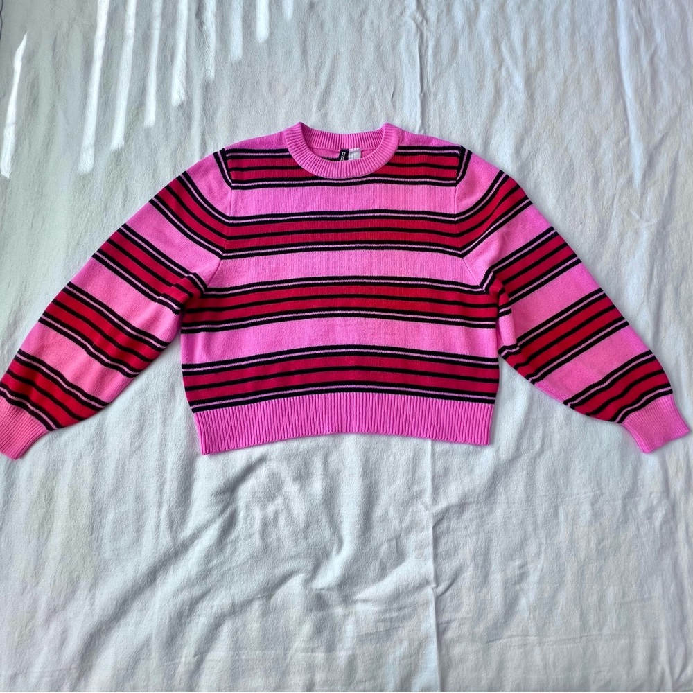 H&M Divided Pink Red and Black Knit Striped Sweater Balloon Sleeves Women’s L - Picture 4 of 10